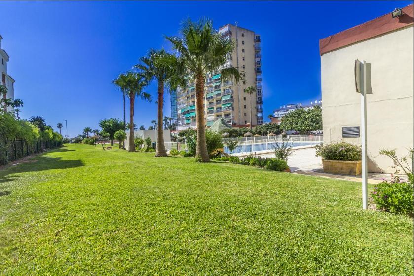 Apartamento En Benalmadena, Primera Linea De Playa Eksteriør billede