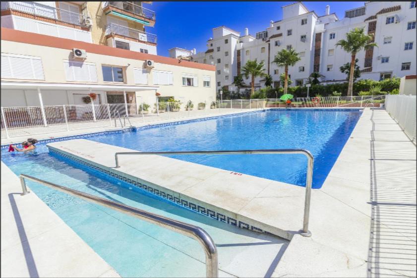 Apartamento En Benalmadena, Primera Linea De Playa Eksteriør billede
